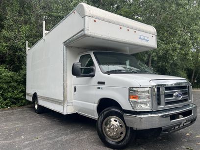 Used 2016 Ford E-350 and Econoline 350 Super Duty w/ Power Windows & Locks Group