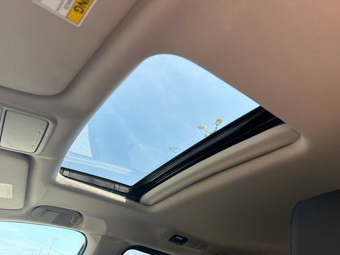 New 2026 Honda Odyssey EX-L image 17