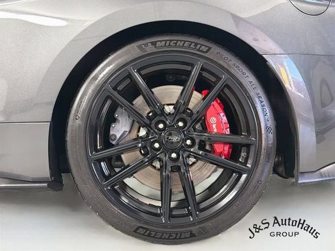 Used 2020 Ford Mustang Shelby GT500 w/ Technology Package RWD image 35