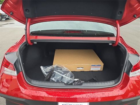 New 2025 Hyundai Elantra SEL image 23