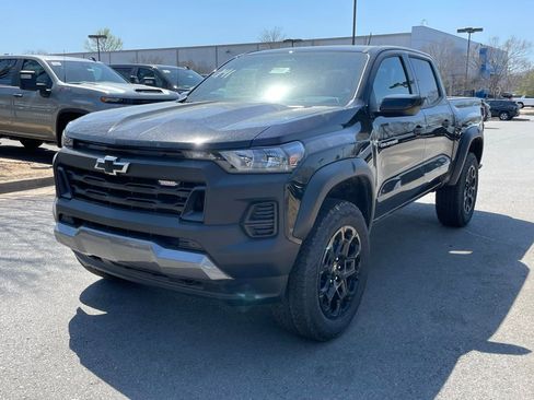 New 2026 Chevrolet Colorado Trail Boss AWD/4WD image 3