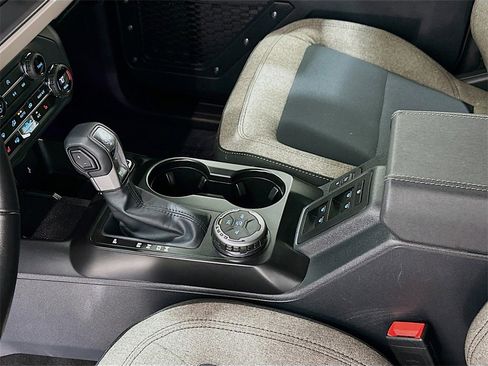 Used 2025 Ford Bronco Big Bend image 17