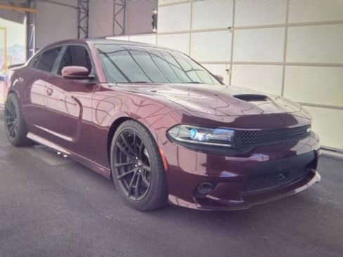 Used 2018 Dodge Charger R/T image 1