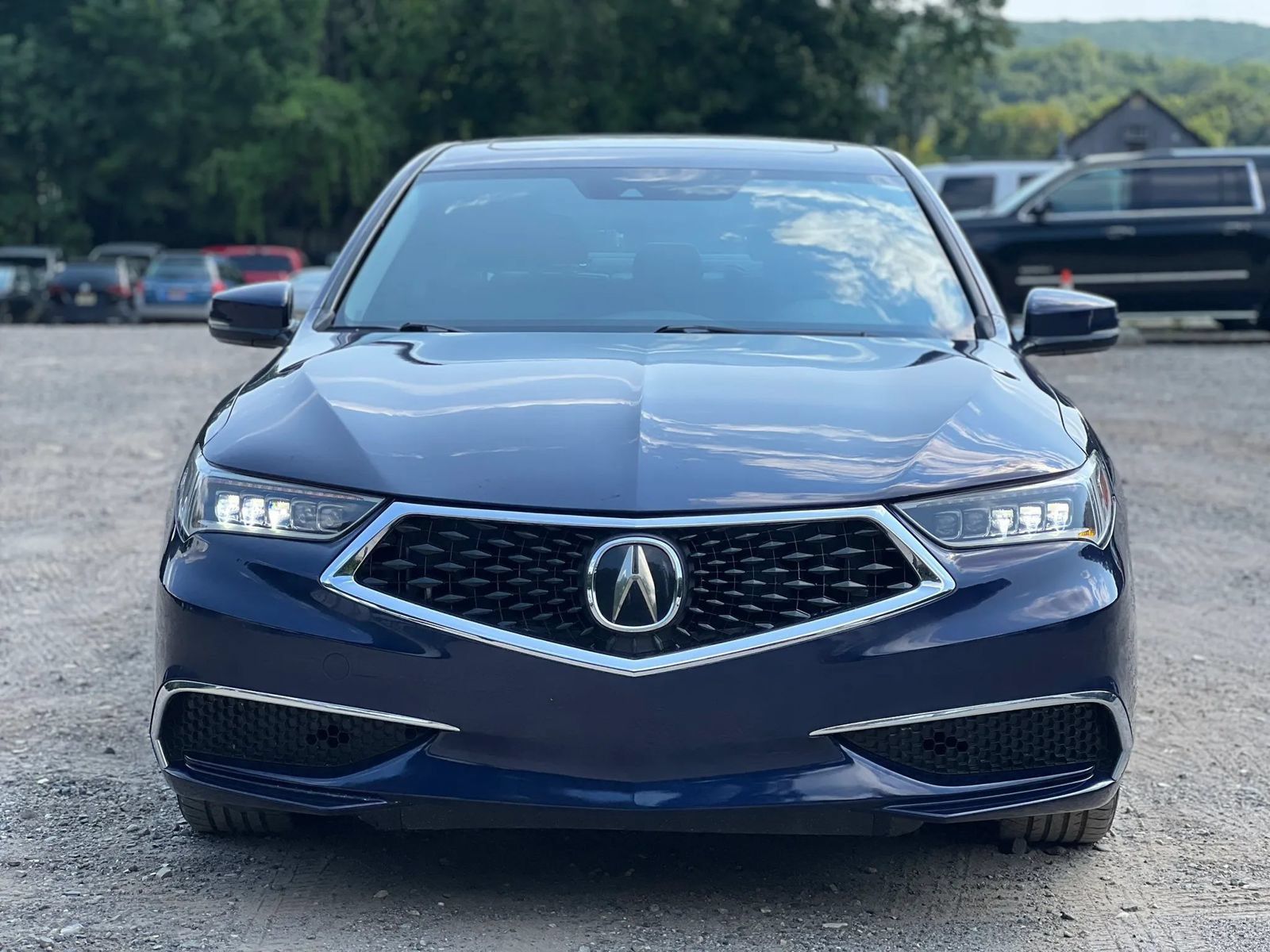 Used 2018 Acura TLX FWD image 1