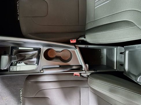 Certified 2025 Hyundai Elantra Sport w/ Cargo Package image 33