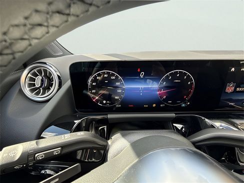 New 2026 Mercedes-Benz GLA 250 4MATIC image 15