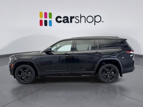 Used 2022 Jeep Grand Cherokee L Laredo image 2