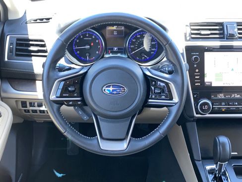 Used 2018 Subaru Outback 2.5i Limited AWD/4WD image 7