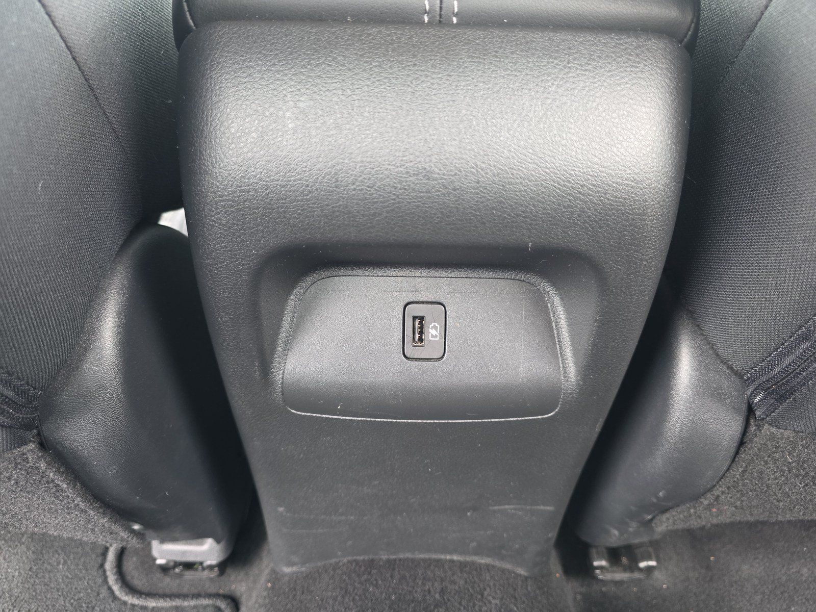 Used 2024 Nissan Sentra SV FWD image 19