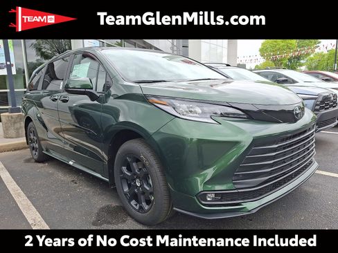 New 2026 Toyota Sienna XLE Woodland Edition AWD/4WD image 1