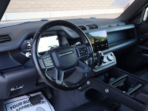 Used 2022 Land Rover Defender 110 X-Dynamic HSE AWD/4WD image 13