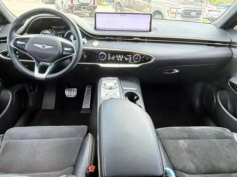 Used 2022 Genesis GV70 3.5T Sport w/ Sport Prestige Package AWD/4WD image 14