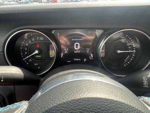 Used 2021 Jeep Wrangler Unlimited Rubicon 4xe w/ Cold Weather Group AWD/4WD image 21