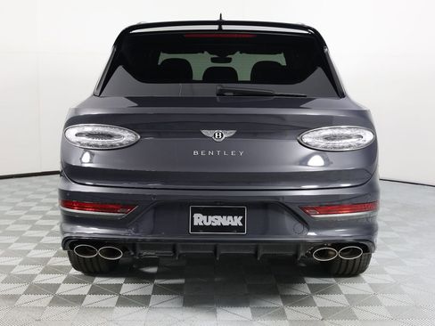 New 2026 Bentley Bentayga Speed AWD/4WD image 8