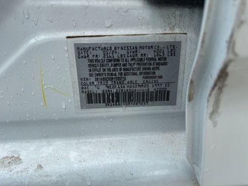 Used 2024 Nissan Sentra SV FWD image 30