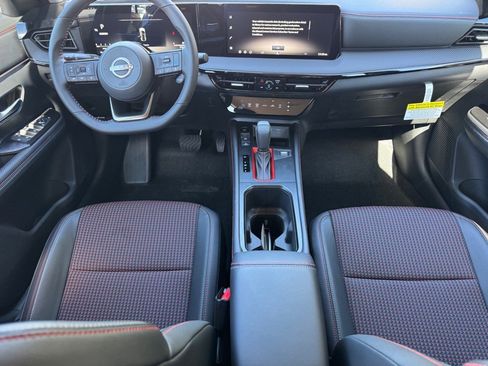 New 2026 Nissan Kicks SR FWD image 13