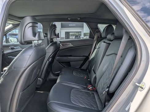 Used 2023 Kia Sportage X-Line w/ X-Line Premium Package AWD/4WD image 14