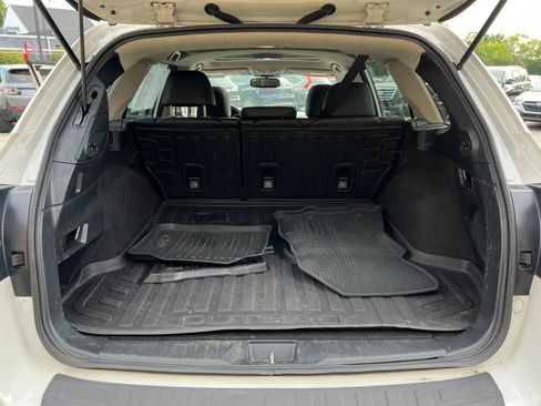 Used 2018 Subaru Outback 2.5i Limited w/ Popular Package #2 AWD/4WD image 31