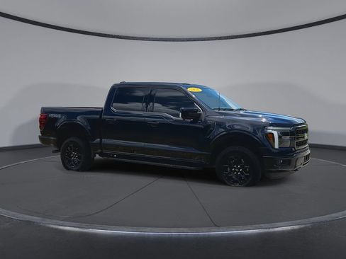 Used 2025 Ford F150 Lariat AWD/4WD image 2