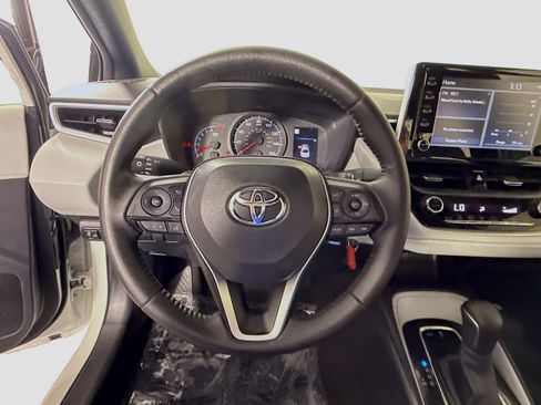 Used 2020 Toyota Corolla SE FWD image 13