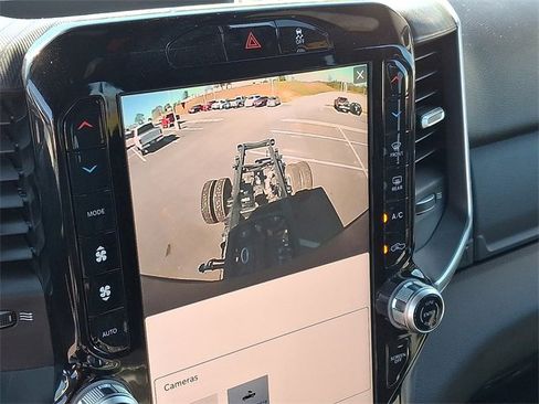 Used 2025 RAM 5500 Tradesman image 18