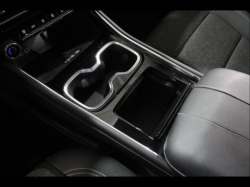 Certified 2024 Chevrolet Traverse LT AWD/4WD image 15
