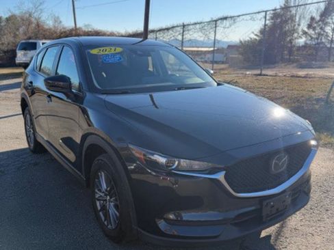 Used 2021 MAZDA CX-5 Sport image 3