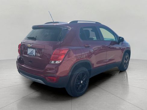 Used 2021 Chevrolet Trax LT w/ Driver Confidence Package AWD/4WD image 7