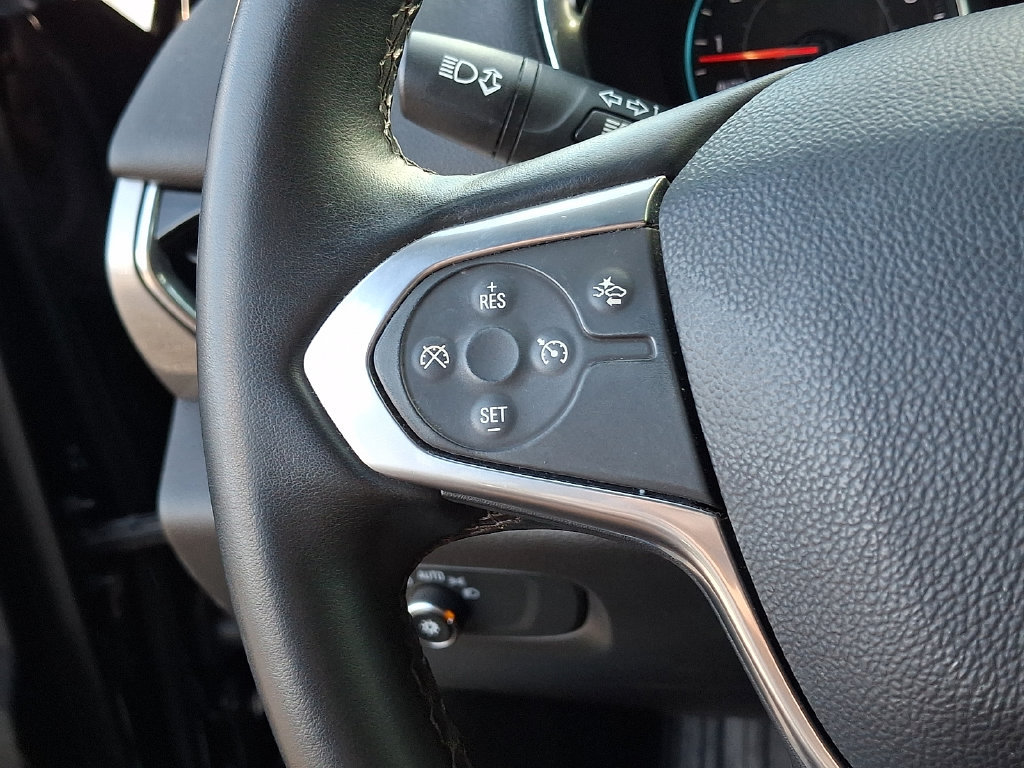 Used 2023 Chevrolet Traverse LT AWD/4WD image 20