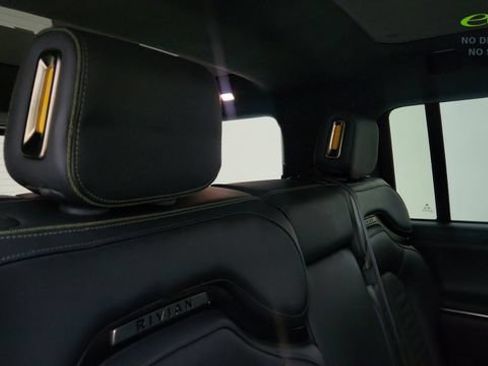 Used 2024 Rivian R1S Adventure AWD/4WD image 41