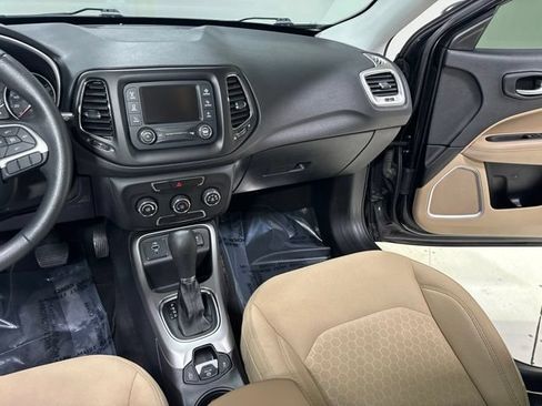 Used 2018 Jeep Compass Sport FWD image 20