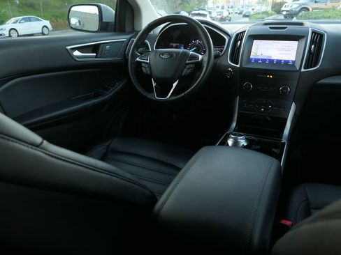 Used 2020 Ford Edge SEL w/ Convenience Package image 23
