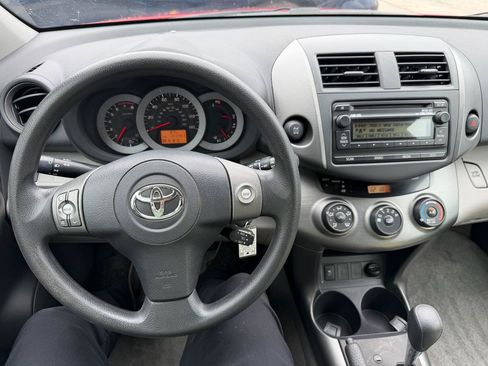 Used 2012 Toyota RAV4 4WD w/ Value Pkg image 22