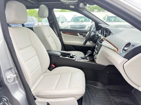 Used 2014 Mercedes-Benz C 300 4MATIC Sedan image 21