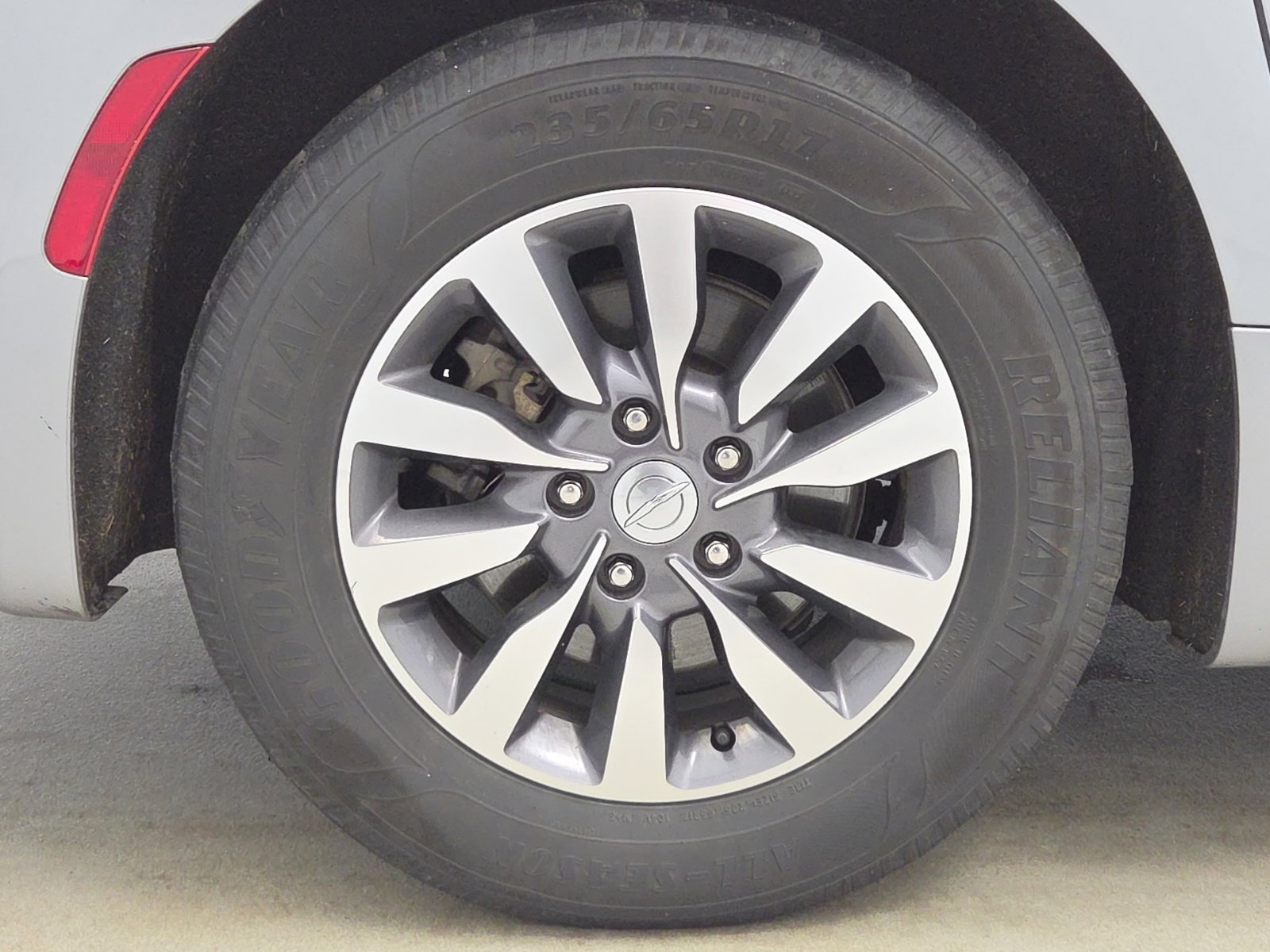 Certified 2020 Chrysler Pacifica Touring-L Plus FWD image 44