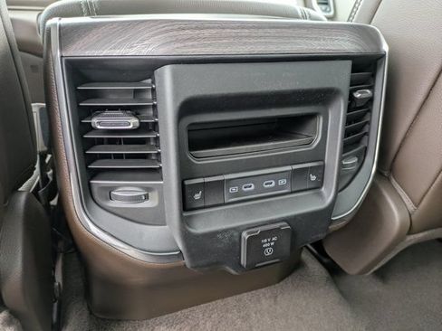New 2026 RAM 1500 Laramie AWD/4WD image 14