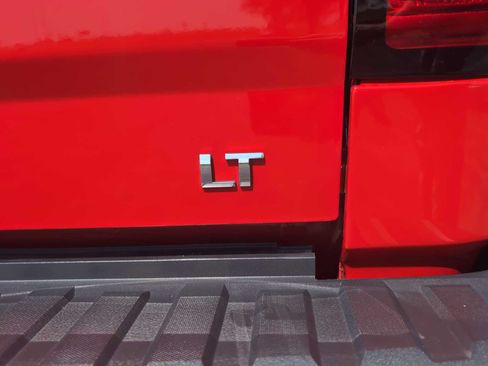 Used 2018 Chevrolet Silverado 1500 LT w/ All Star Edition AWD/4WD image 29