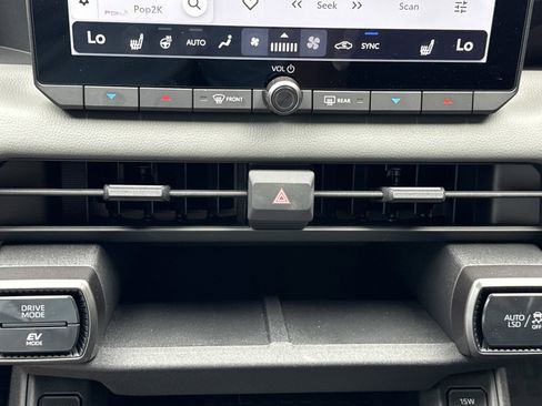 Used 2026 Toyota RAV4 SE w/ Weather Package FWD image 27