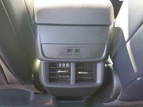New 2026 Chevrolet Equinox LT w/ Convenience Package II FWD image 13
