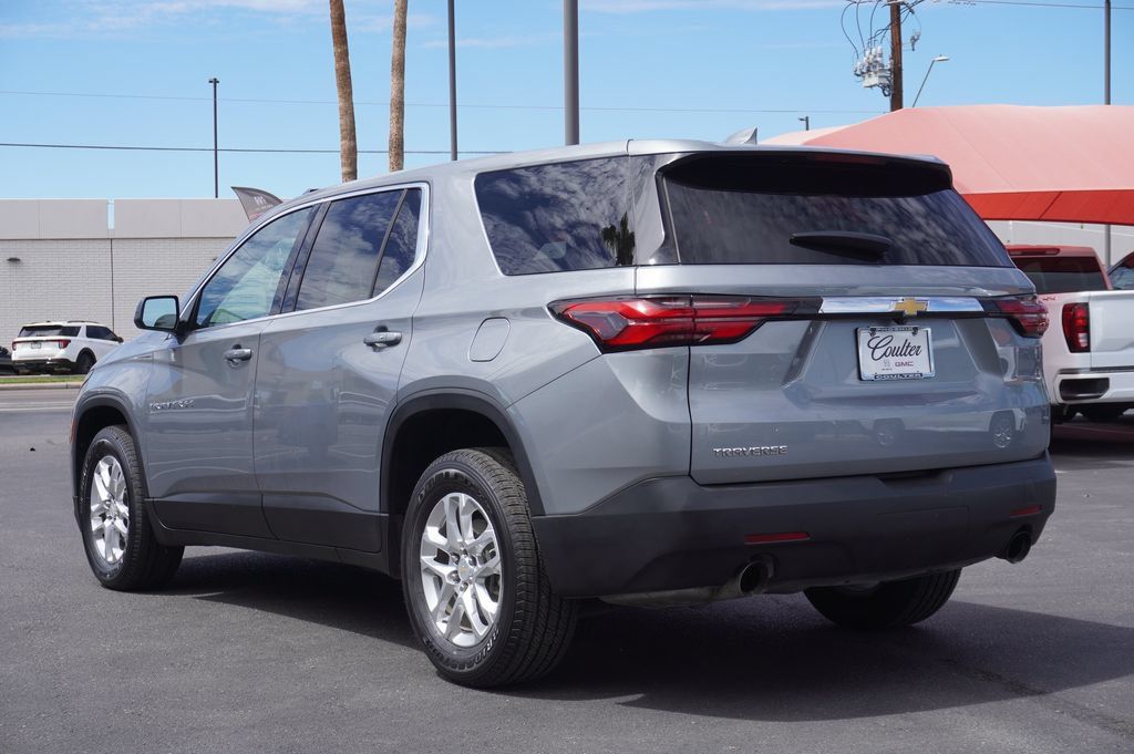 Certified 2023 Chevrolet Traverse LS FWD image 3