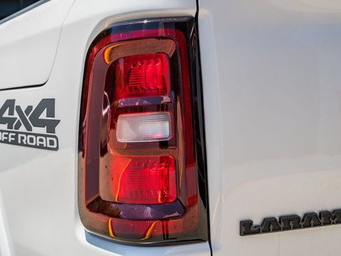 New 2026 RAM 1500 Laramie AWD/4WD image 8