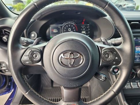 Used 2024 Toyota GR86 Premium RWD image 23