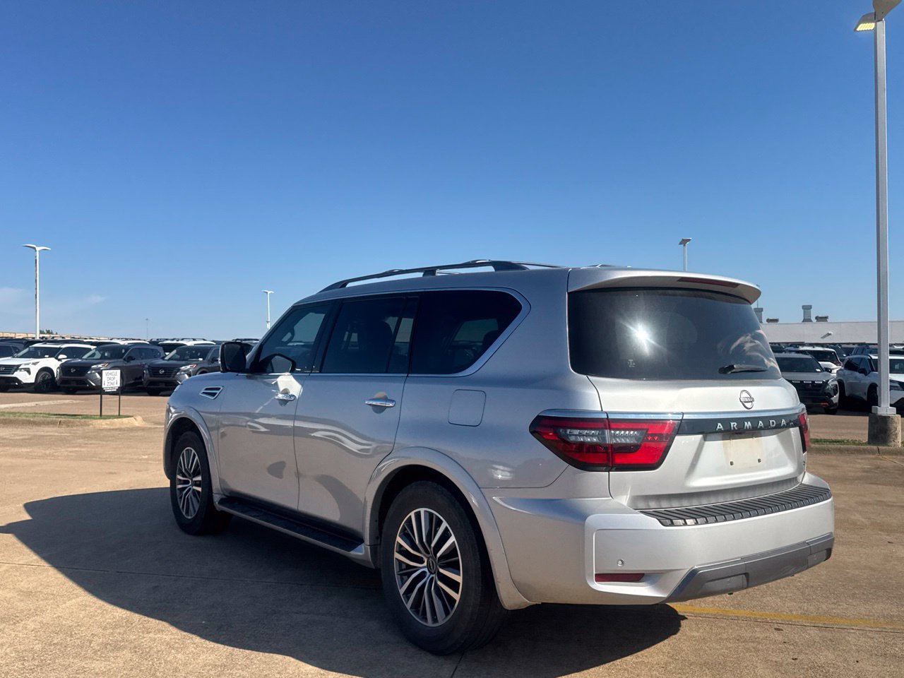 Certified 2023 Nissan Armada SL w/ Captain's Chairs Package AWD/4WD image 19