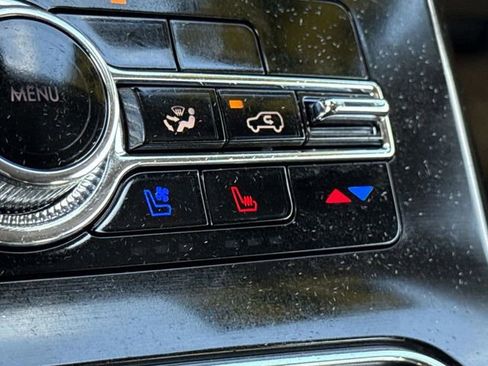 Certified 2022 Lincoln Nautilus Reserve w/ Equipment Group 202A image 38