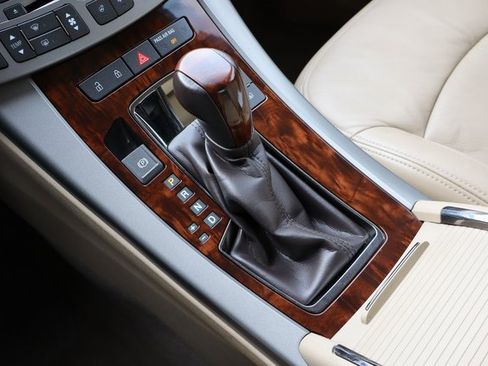 Used 2011 Buick LaCrosse CXS image 23