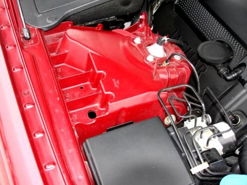 Used 2004 Jaguar XJ8 image 17