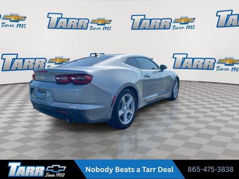 Used 2023 Chevrolet Camaro LT RWD image 8
