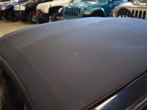 Used 2000 Porsche 911 Carrera image 14