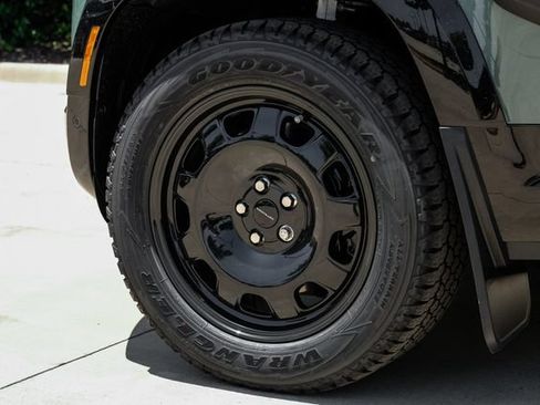 New 2026 Land Rover Defender 110 Trophy Edition AWD/4WD image 68