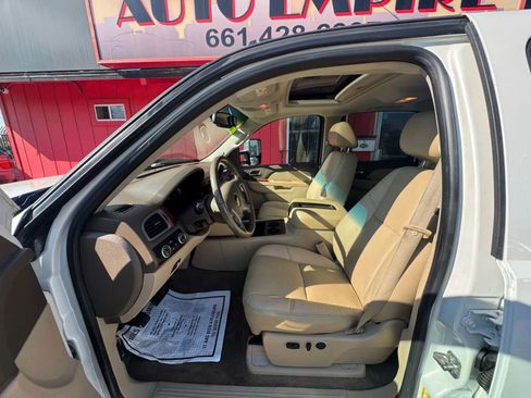 Used 2012 Chevrolet Silverado 1500 LTZ w/ LTZ White Diamond Edition image 9